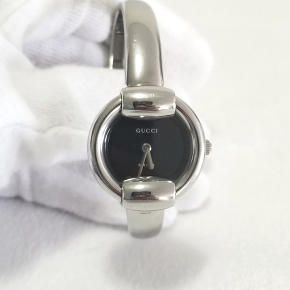 Authentic Vintage GUCCI Ladirs Wrist Watch 1400L - Picture 8 of 12